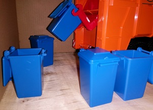 Bruder aanvullingsset: 5 stuks blauwe vuilnisbakken