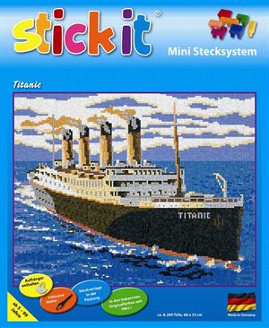 Ministeck Titanic varend, ca. 8.200 steentjes